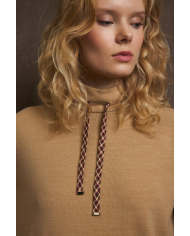 Csta. aelia tinta mujer