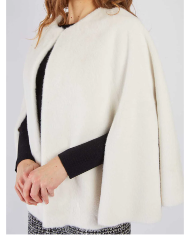 Capa pelo a585021 regine derhy mujer Capa pelo a585021 regine derhy mujer