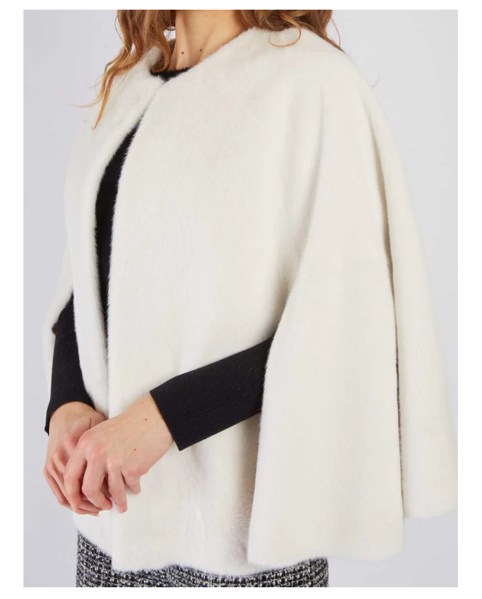 Capa pelo a585021 regine derhy mujer