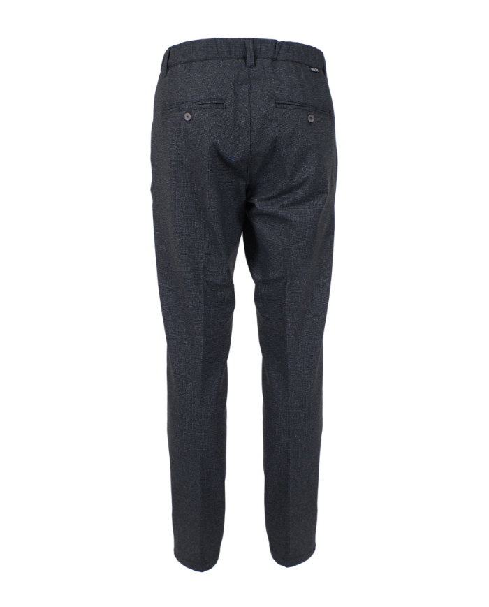 Plon. p680 wn00  yes-zee hombre