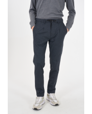 Plon. p680 wy00 yes-zee hombre