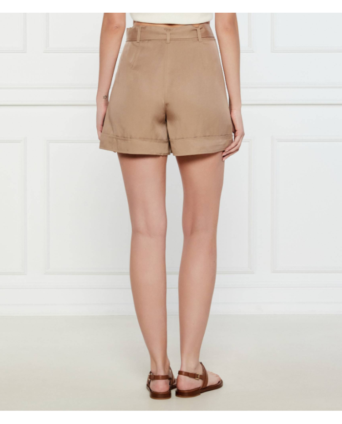 Short w5gd1r wg4c2 guess mujer