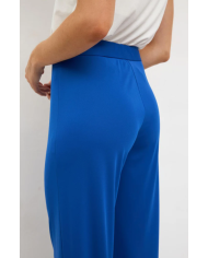 Plon. capitel tinta mujer