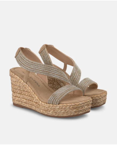 CuÑas v2651116 alma en pena mujer