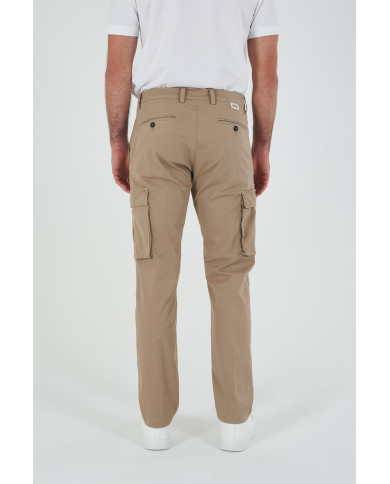 Plon. cargo p649 fb00 yes-zee hombre