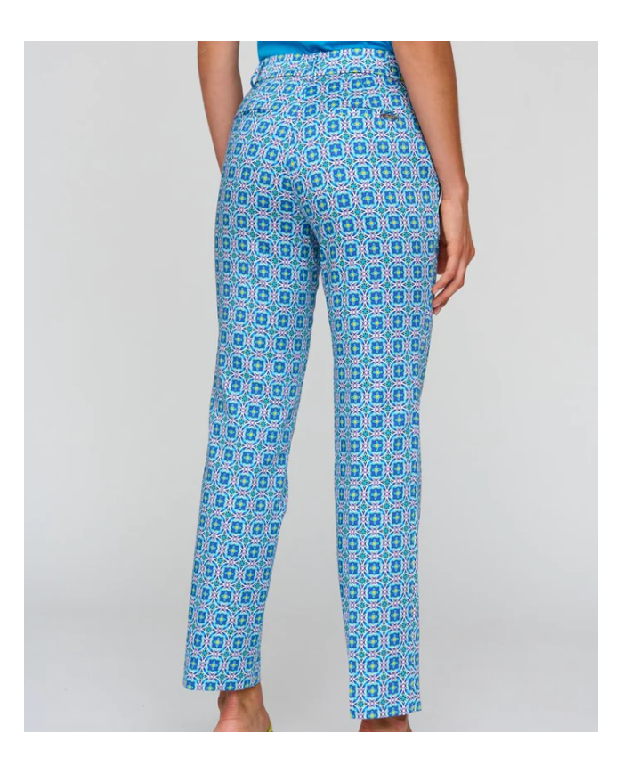 Plon. posadas bariloche mujer