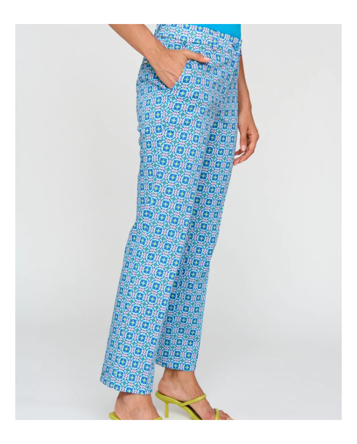 Plon. posadas bariloche mujer