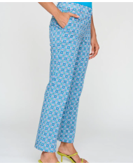 Plon. posadas bariloche mujer