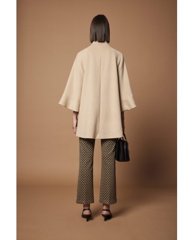 Capa 48099 arggido mujer Capa 48099 arggido mujer