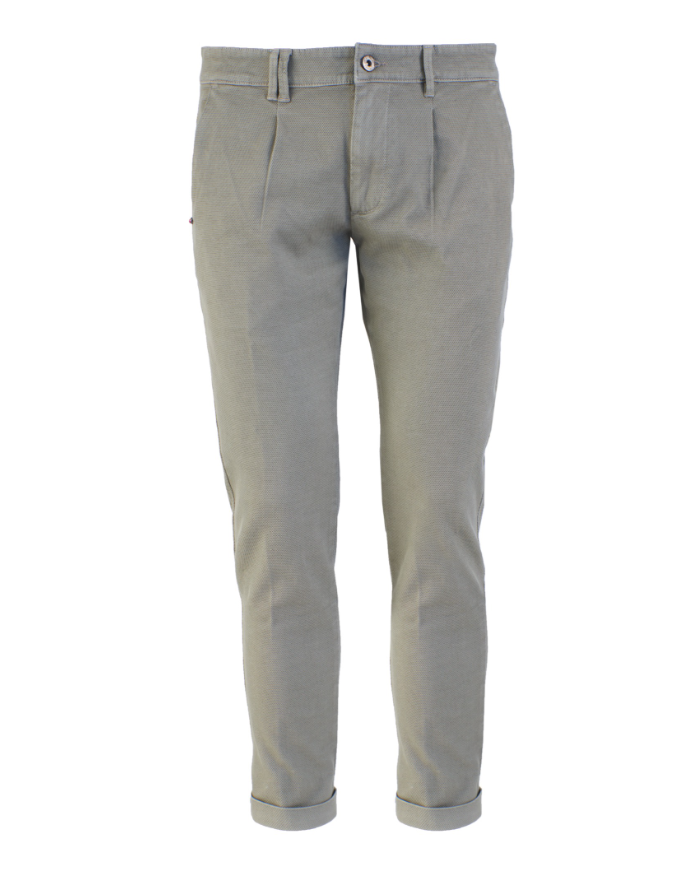 Plon. p660 pt00 yes-zee hombre