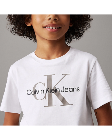 Csta. iu0iu00676 calvin klein niÑo Csta. iu0iu00676 calvin klein niÑo