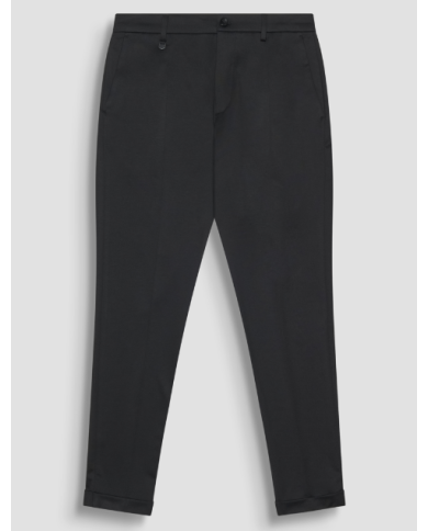 Plon. mmts00037 fa150219 morato hombre Plon. mmts00037 fa150219 morato hombre