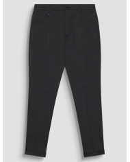 Plon. mmts00037 fa150219 morato hombre