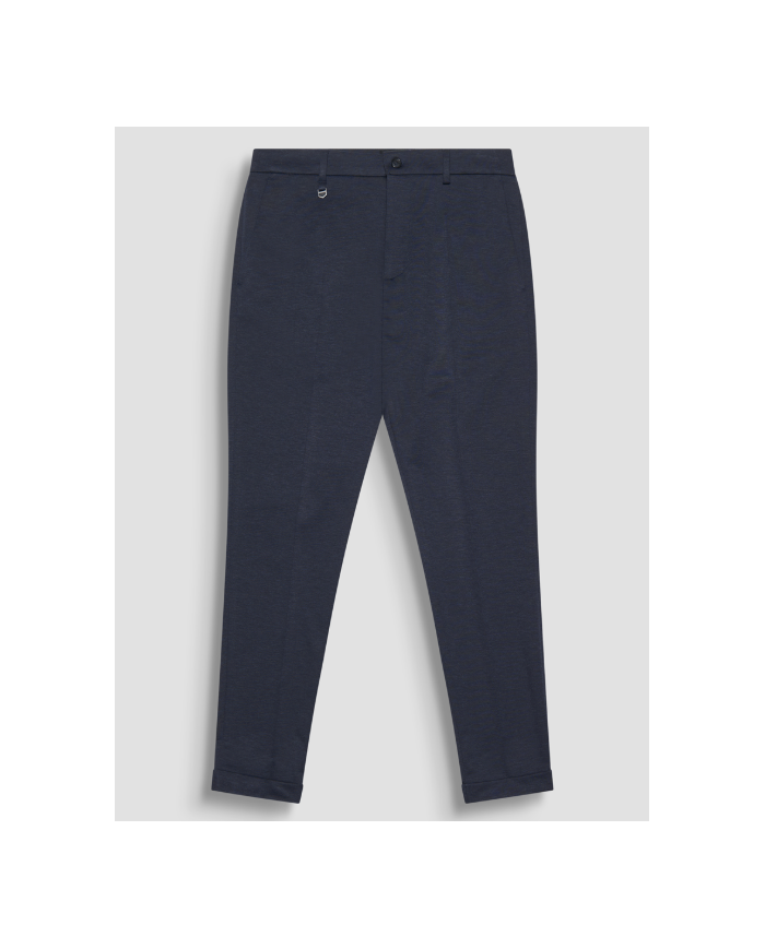 Plon. mmts00037 fa150219 morato hombre