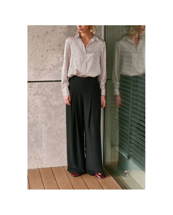 Plon. lmpfonda lamusa mujer