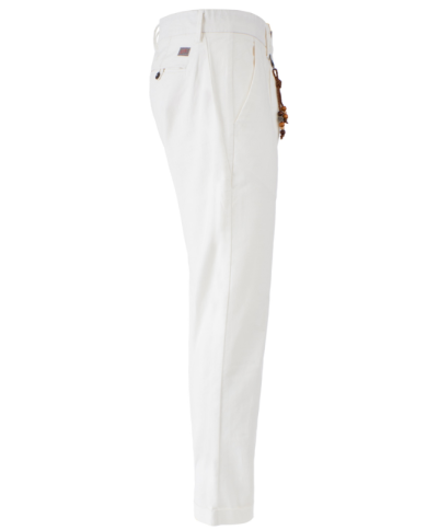 Plon. p660 ph00-25 yes-zee hombre