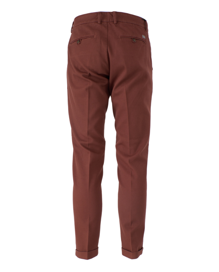 Plon. p660 fe00-25 yes-zee hombre