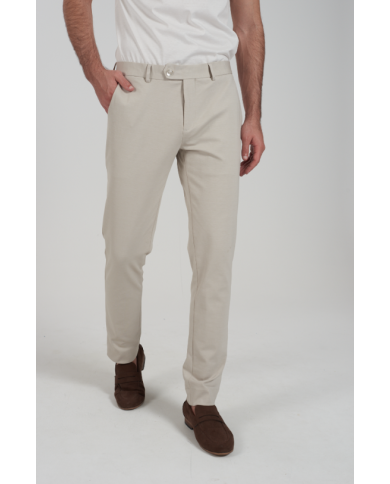 Plon. p656 kw00 yes-zee hombre