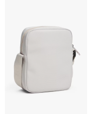 Bolsito am0am13710 tommy jeans hombre