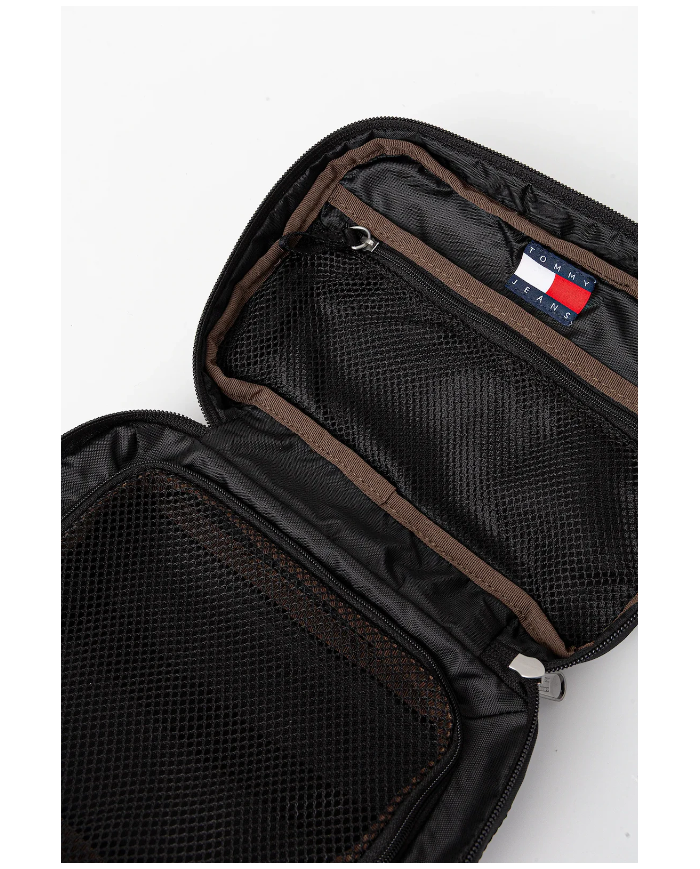 Bolsito am0am13691 tommy jeans