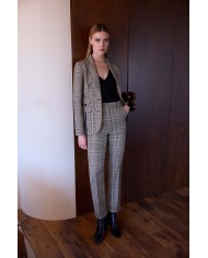 Plon. 49023 arggido mujer