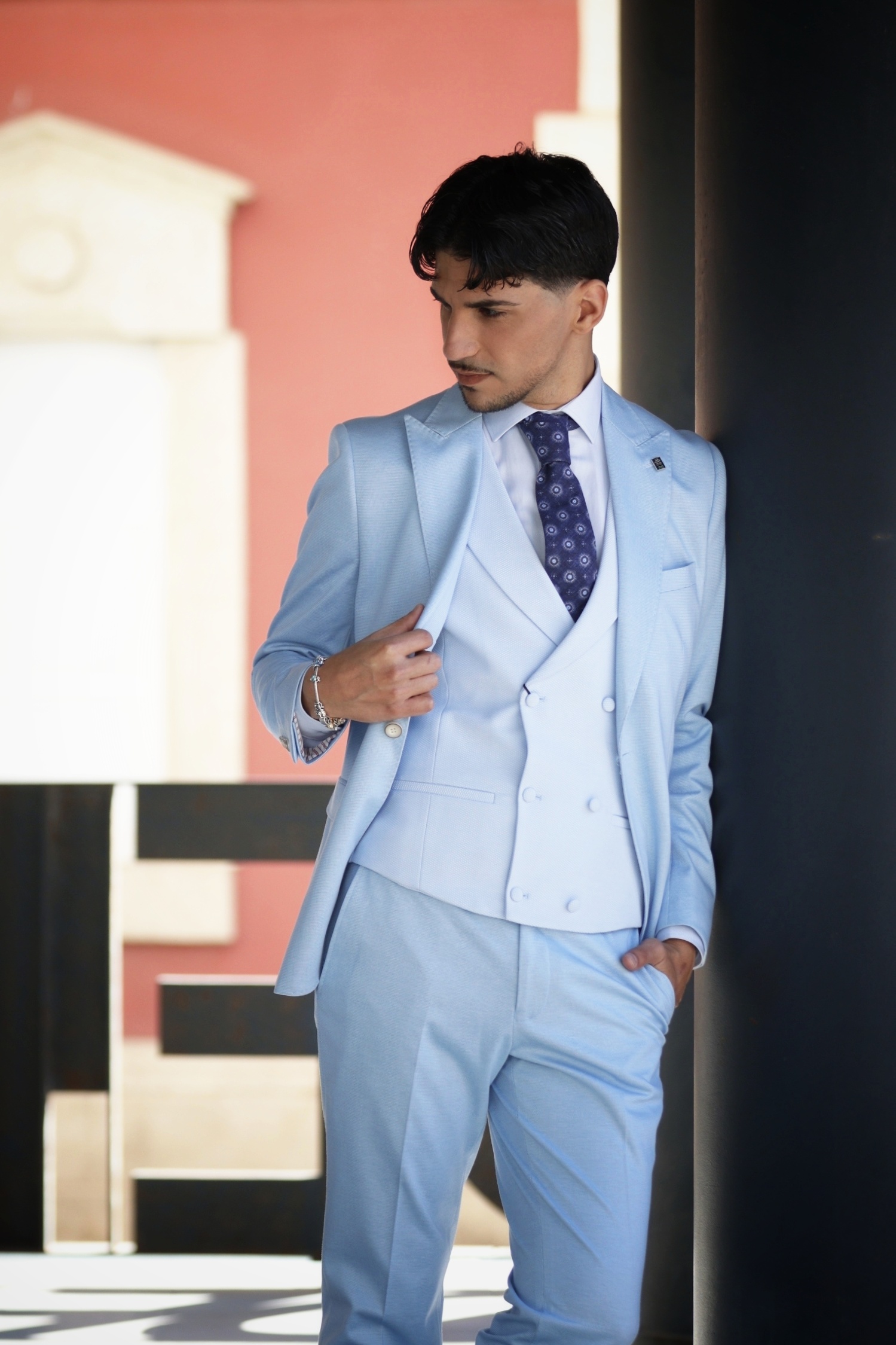 traje lino celeste